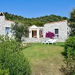 Li Conchi 35 Villa *